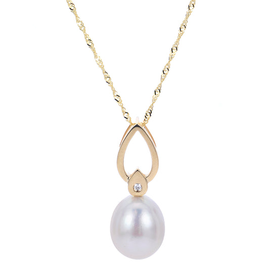 14KT Yellow Gold Freshwater Pearl Pendant